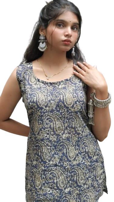 Blue sleeveless kurta
